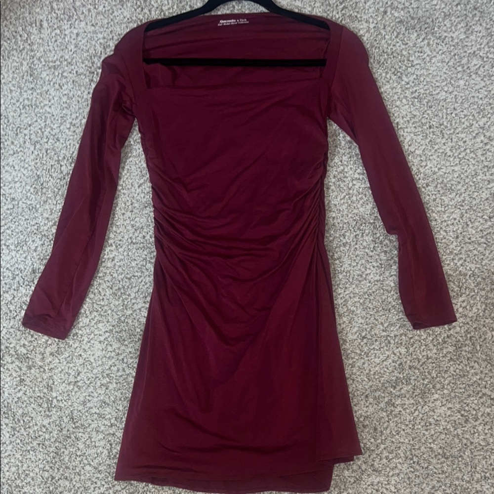 Abercrombie & Fitch Red Ruched Sheath Dress with Long Sleeves for Cocktail